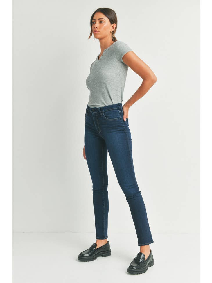 Long Slim Straight - Dark Wash