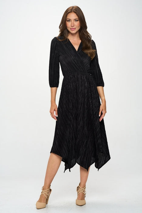 Plissé V-Neck Dress - Black