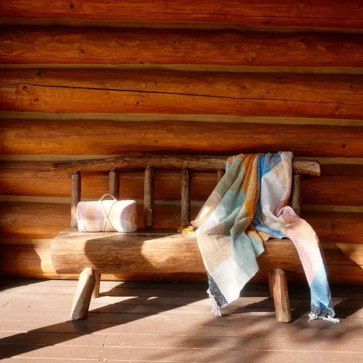 Suave Campo Blanket Roll