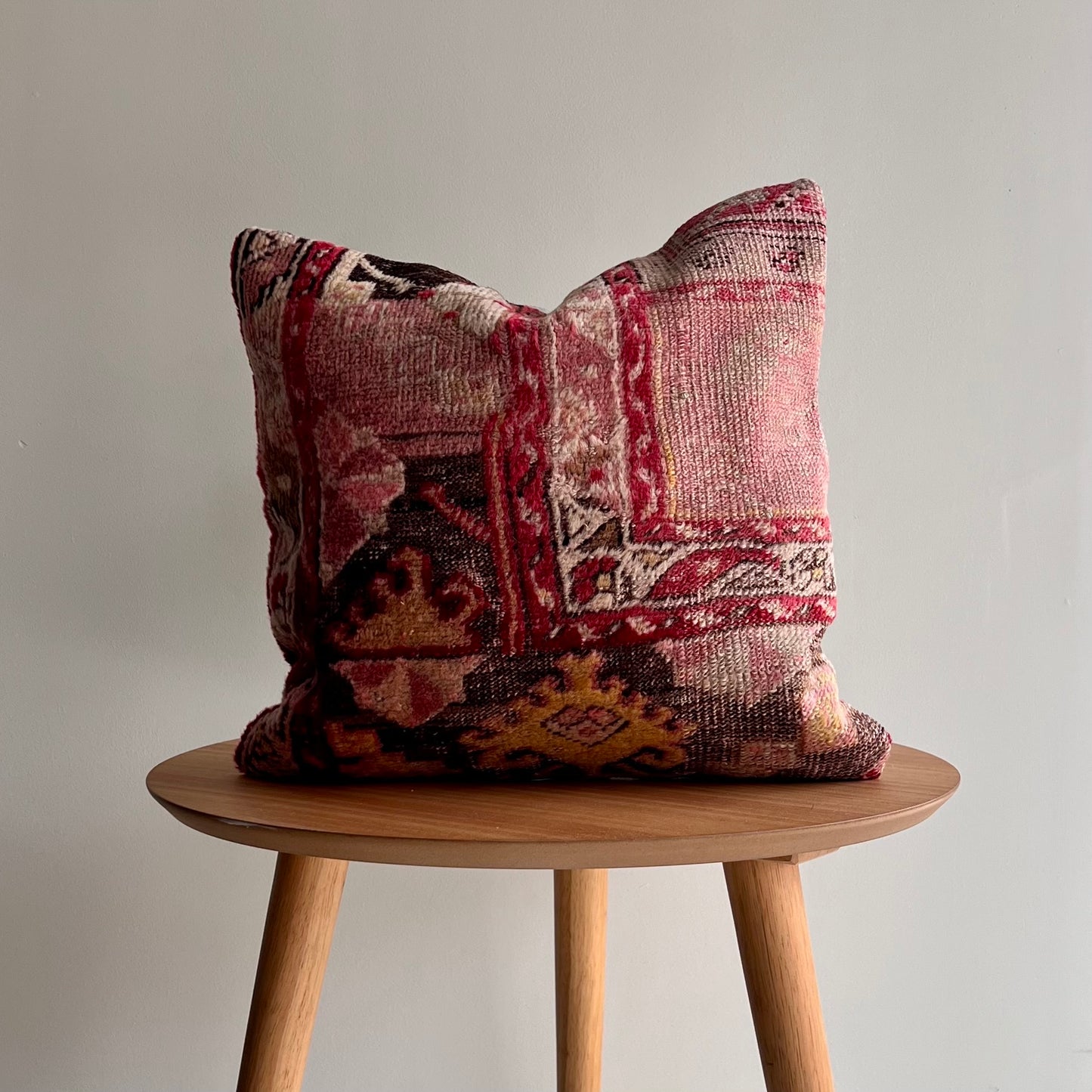 Reclaimed Vintage Pillow PVIN3 Multi 12
