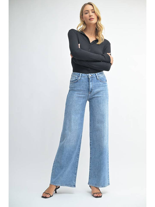 The Stretchy Wide Leg Jean - Medium Wash