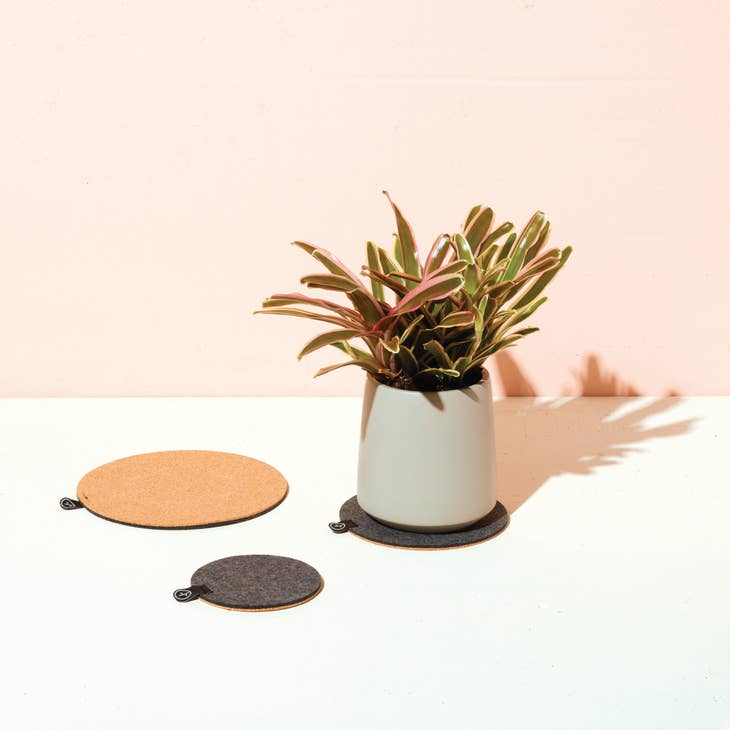 Plant Trivet - 9 in