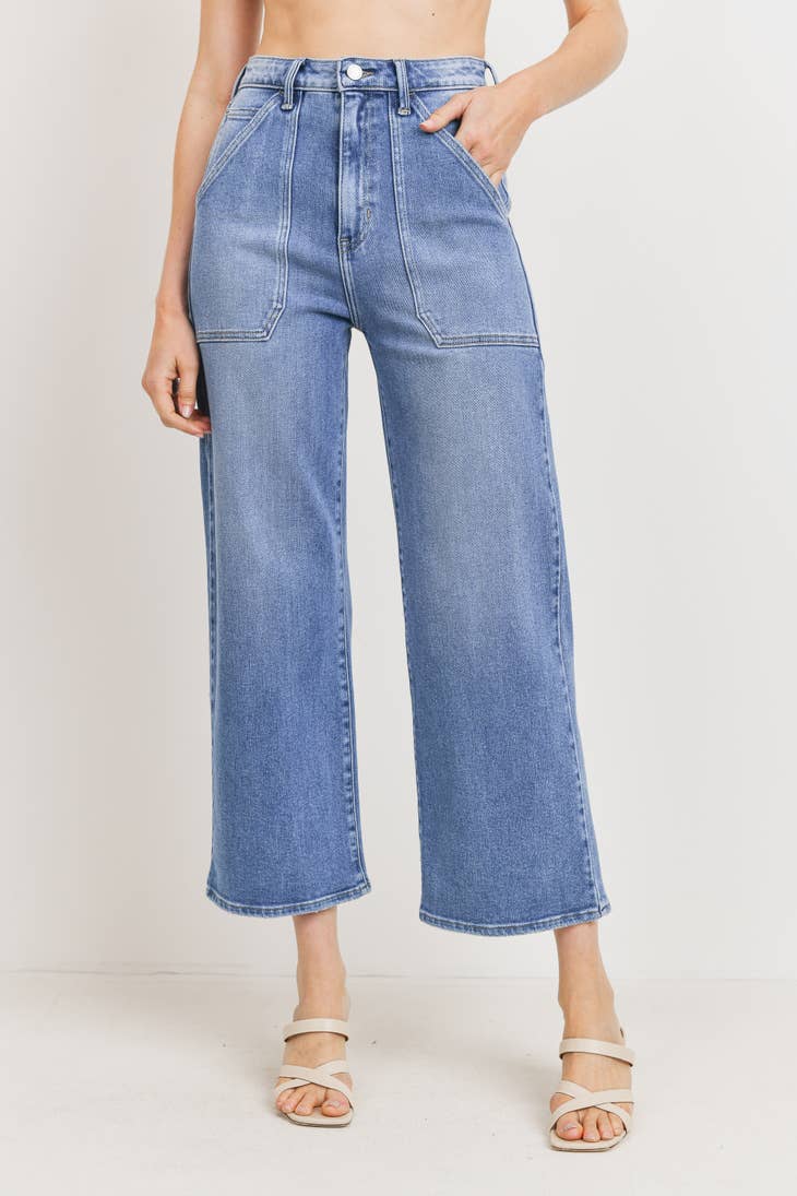 Wide Leg Cargo Pocket - Medium Wash