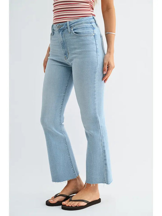The Cropped Demi Flare - Light