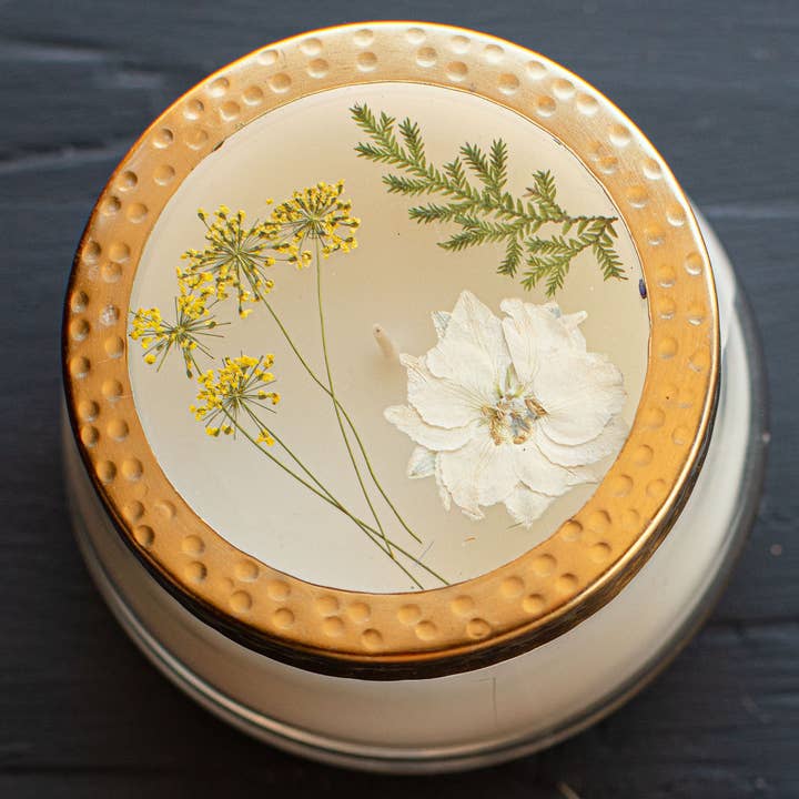 Honey Tobacco Floral Candle - Medium