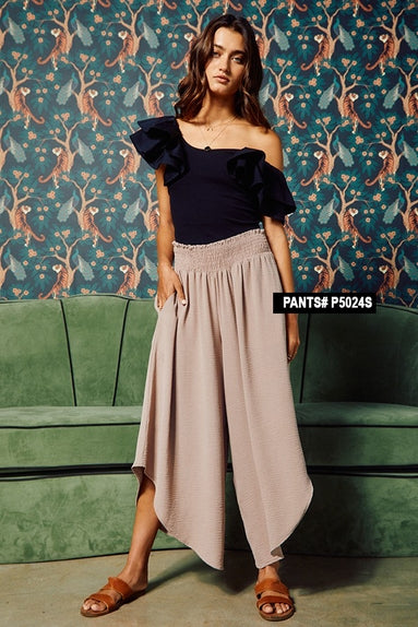 Ruffled Sleeve Ribbed Top - Black