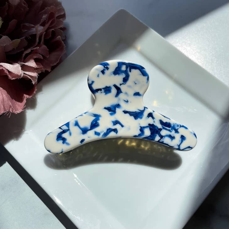 French Claw - Porcelain