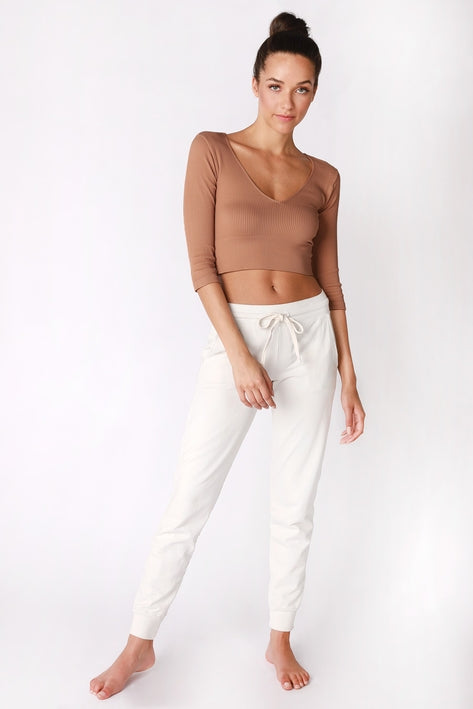 3/4 Sleeve V Neck Crop Top - Cognac