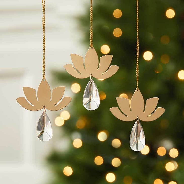 Gahana Lotus Ornament