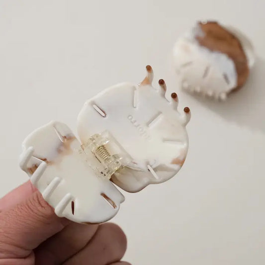 Calacatta Sand Dollar Claw Clip - Small