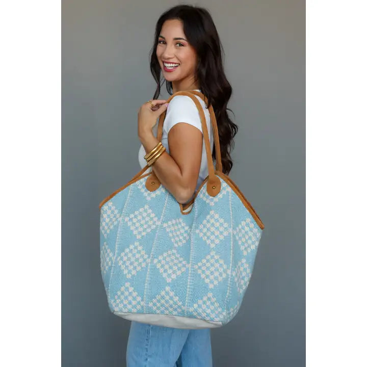 Diamond Pattern Tote - Light Blue & Cream