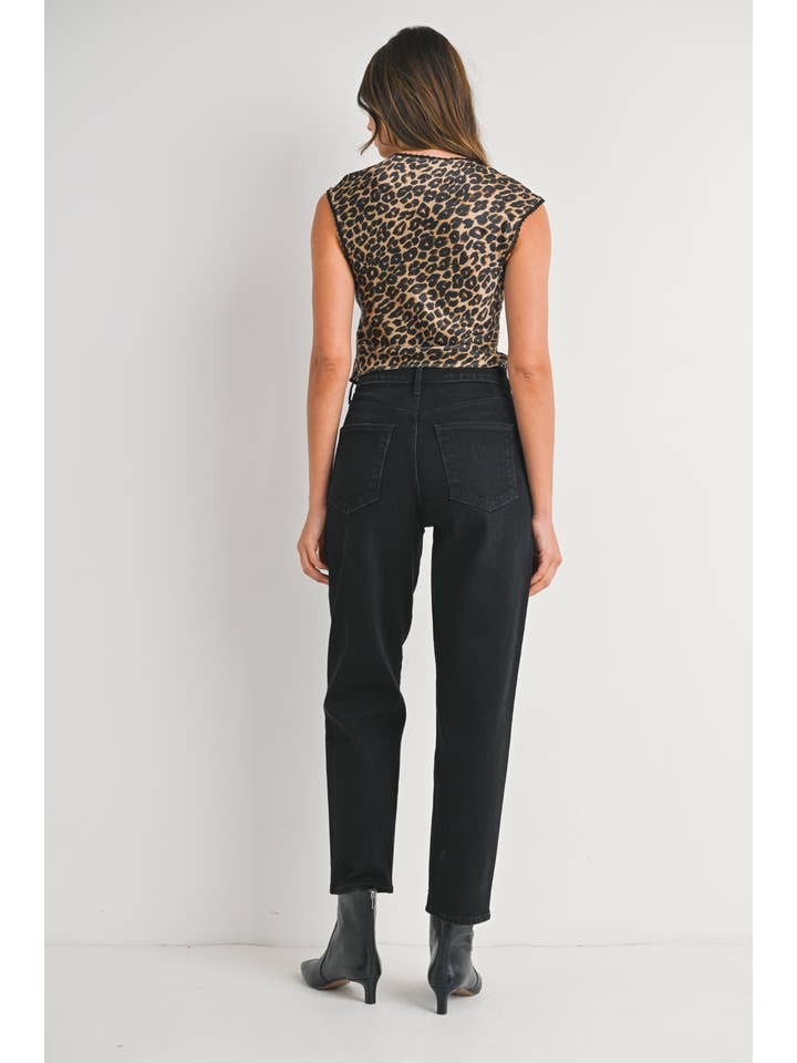 Tapered Barrel Jean - Washed Black