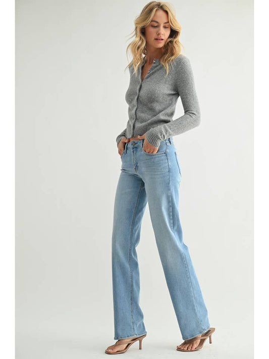 The Longer Length Vintage Straight - Light