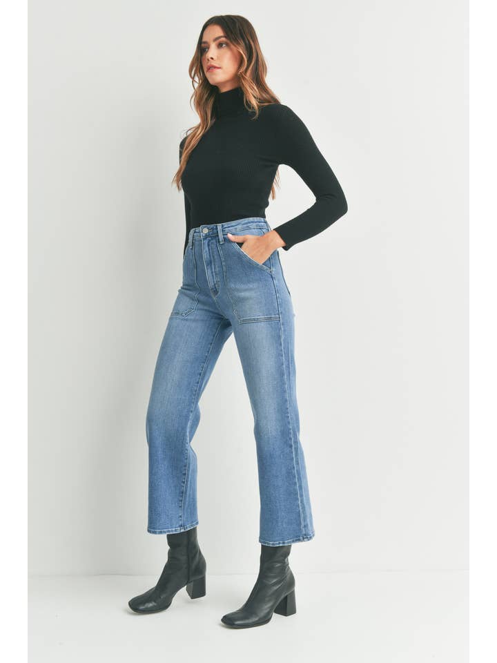 Wide Leg Cargo Pocket - Medium Wash