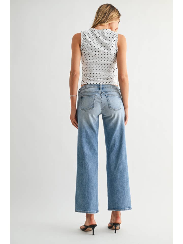 Super Low Rise Relaxed Jean - Light