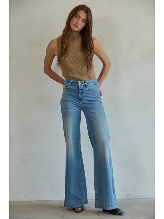 Knit Turtleneck Sleeveless Pullover Top - Brown