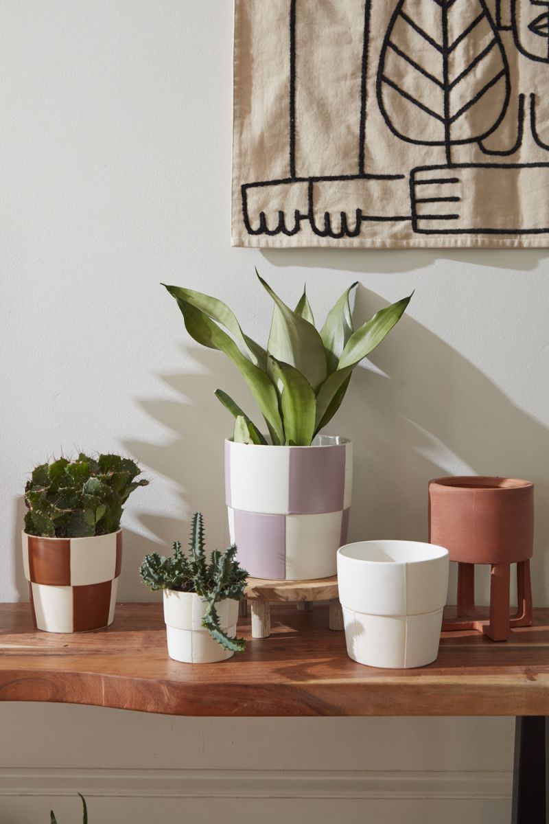 Small Checkerboard Pot - Off-White