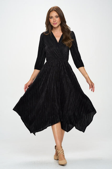 Plissé V-Neck Dress - Black