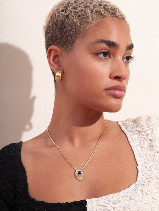 Chloe Hoops