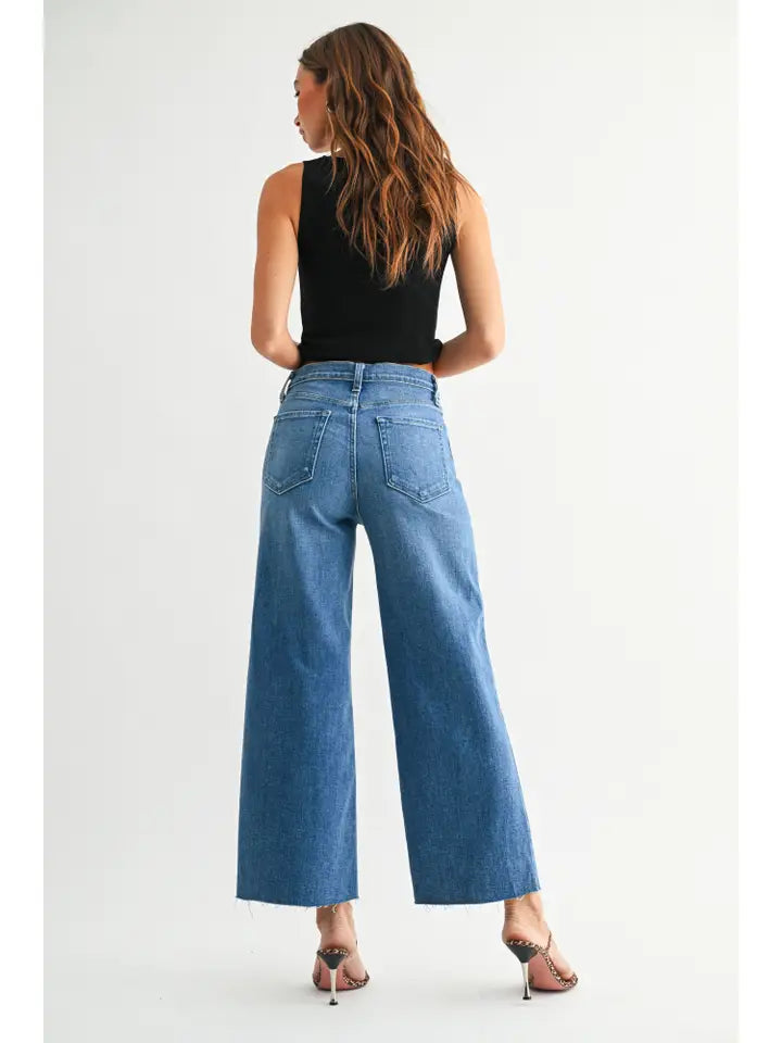 Scissor Cut Wide Leg - Medium