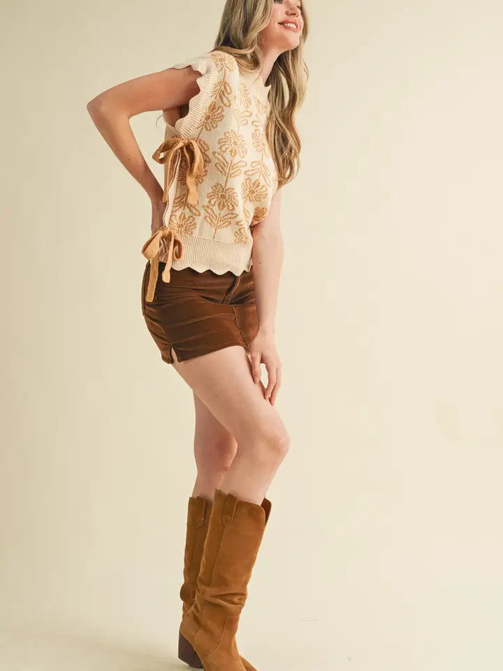 Mock Neck Floral Sweater Vest - Bronze Brown