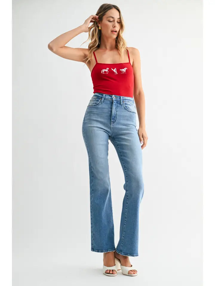 Vintage Relaxed Slight Flare - Medium Wash