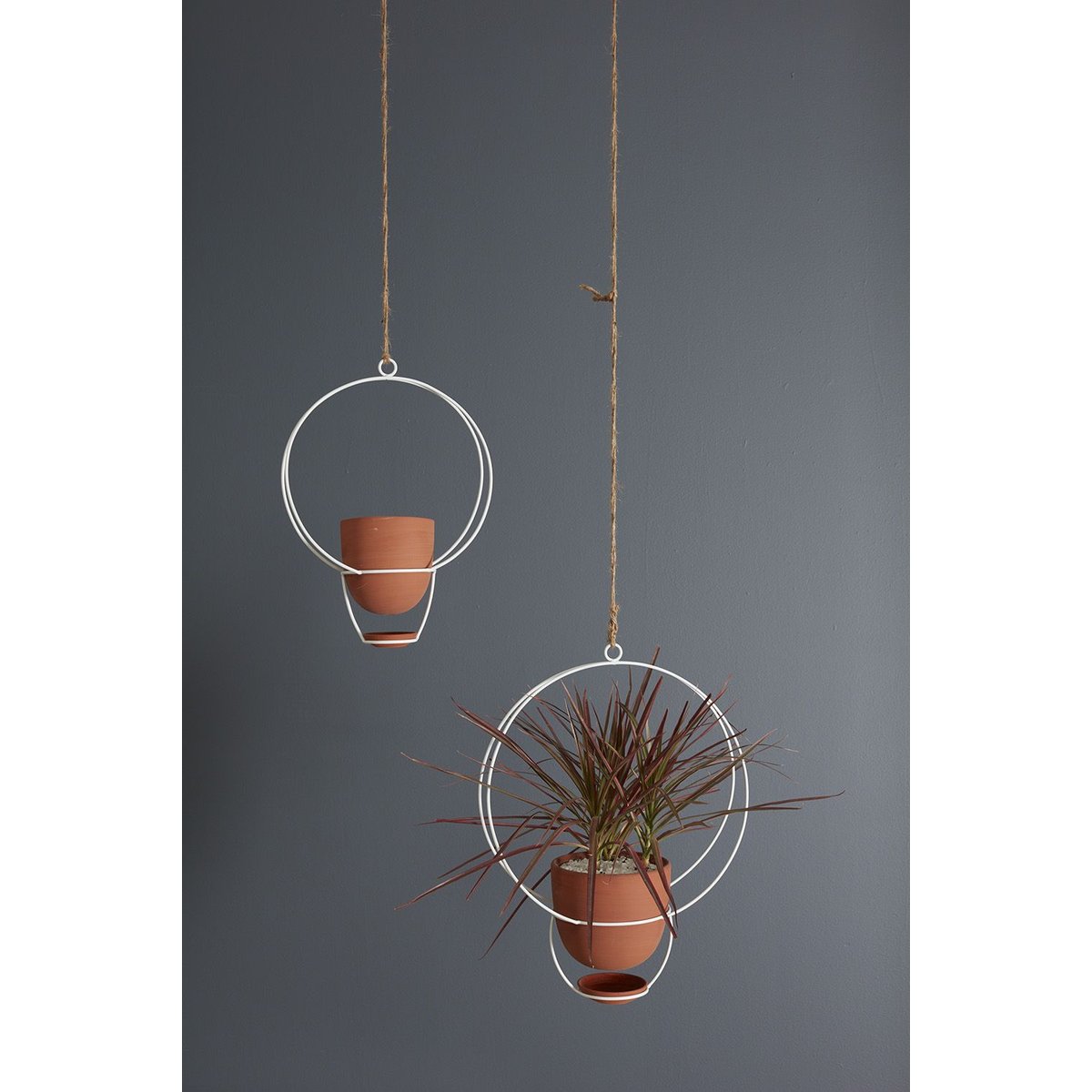 Jansen Hanging Planter - Large
