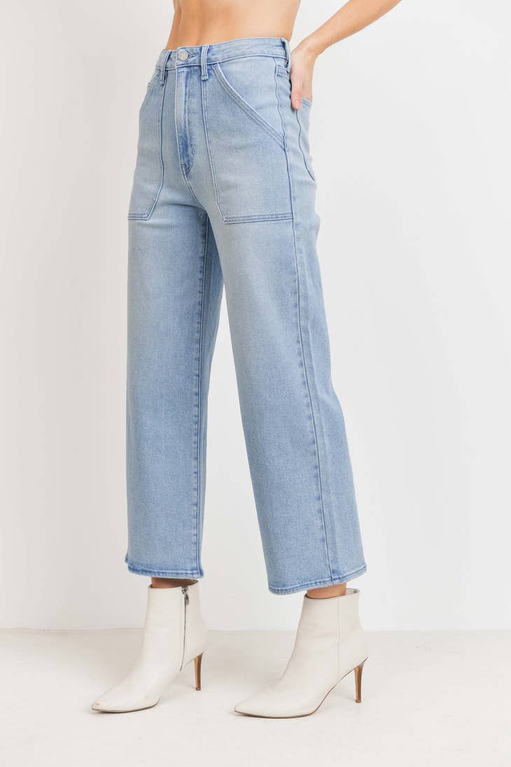Wide Leg Cargo Pocket - Light Wash