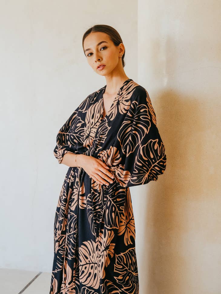 Tropical Palm Leaf Kimono in Black