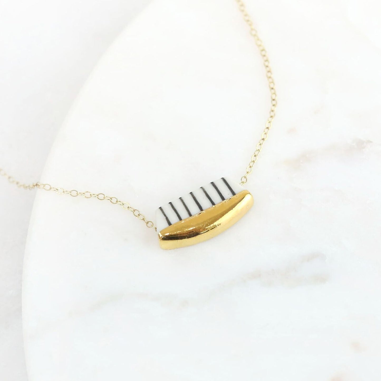 B + W Striped Necklace