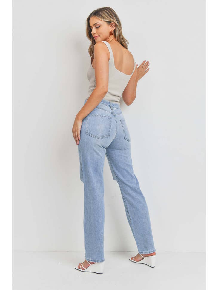 Knee Distressed Long Straight - Light Wash