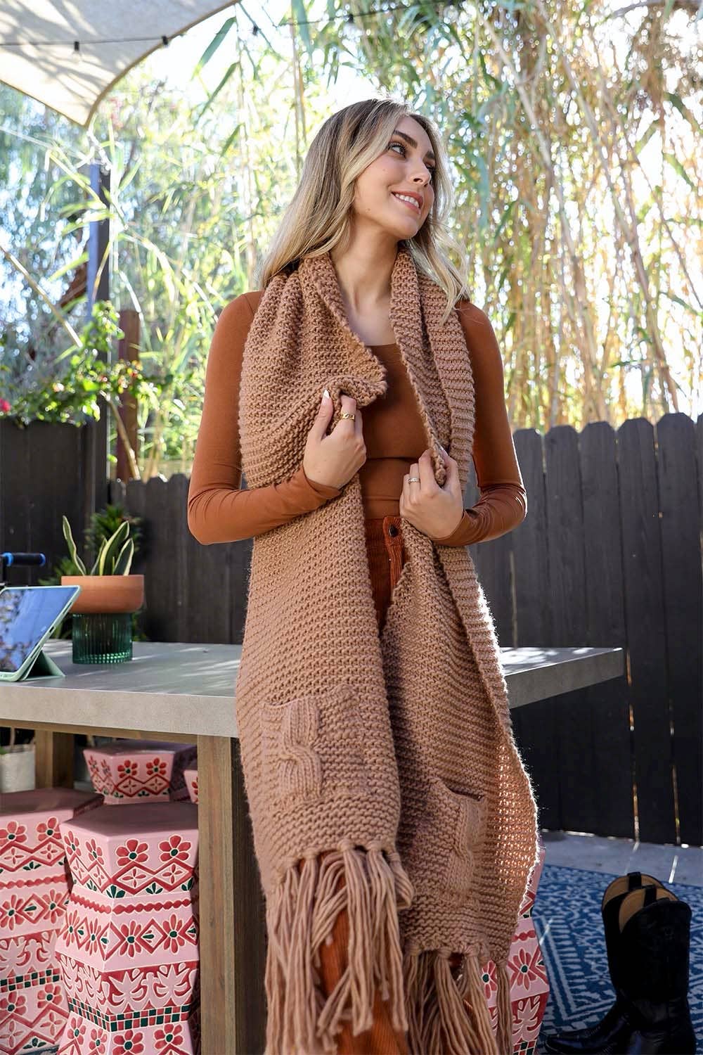 Oversized Two Pocket Tassel Scarf - Camel