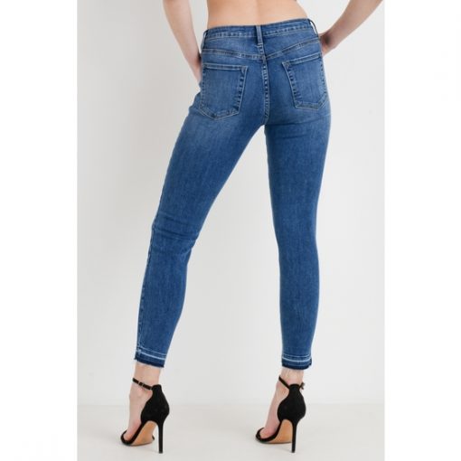 Released Hem Skinny - Medium Wash