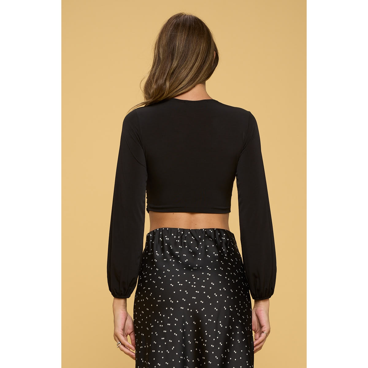 V Neck Long Sleeve Crop Top - Black