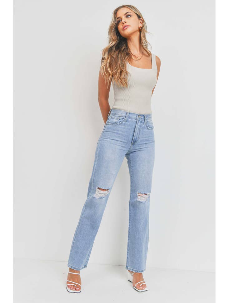 Knee Distressed Long Straight - Light Wash