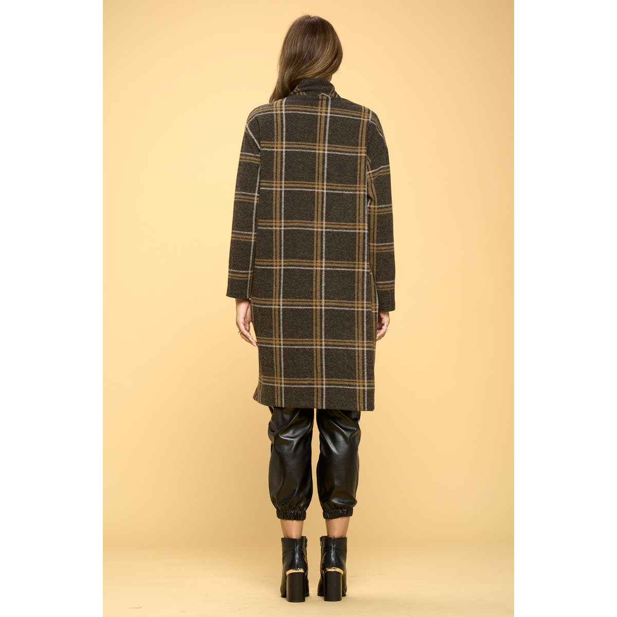 Plaid Coat with Buttons and Pockets