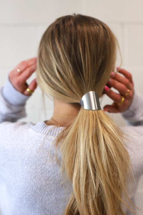 Rounded Ponytail Cuff