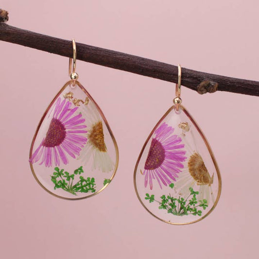Dried Floral Earrings - Cottage Floral Daisy