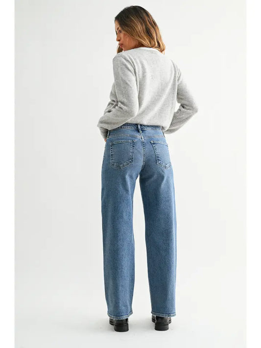 Mid Rise Slim Wide Leg - Medium Wash