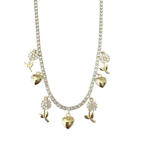 Daisy Charm Necklace