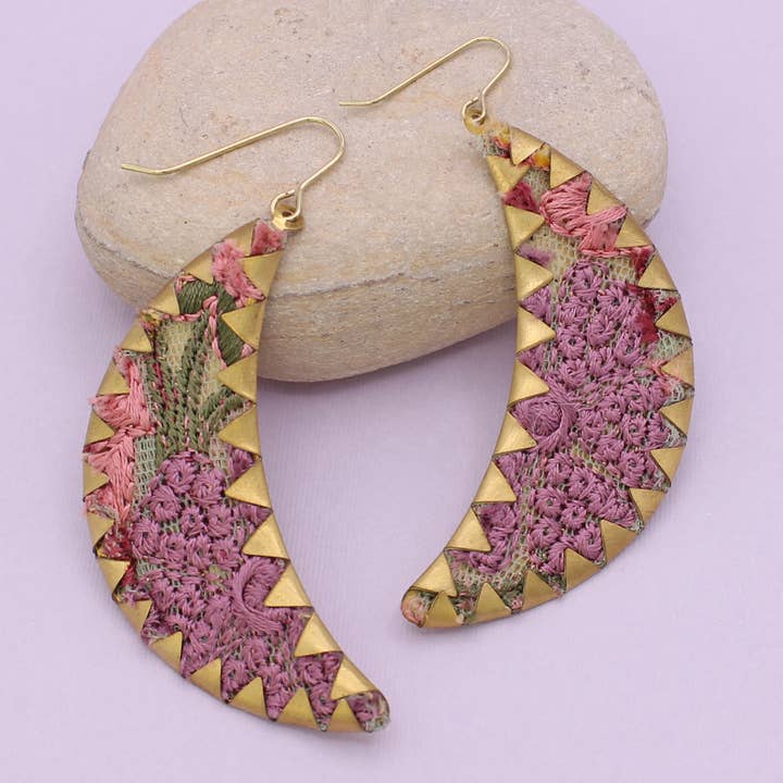 Embroidered Earrings - Pink Moon Crimped