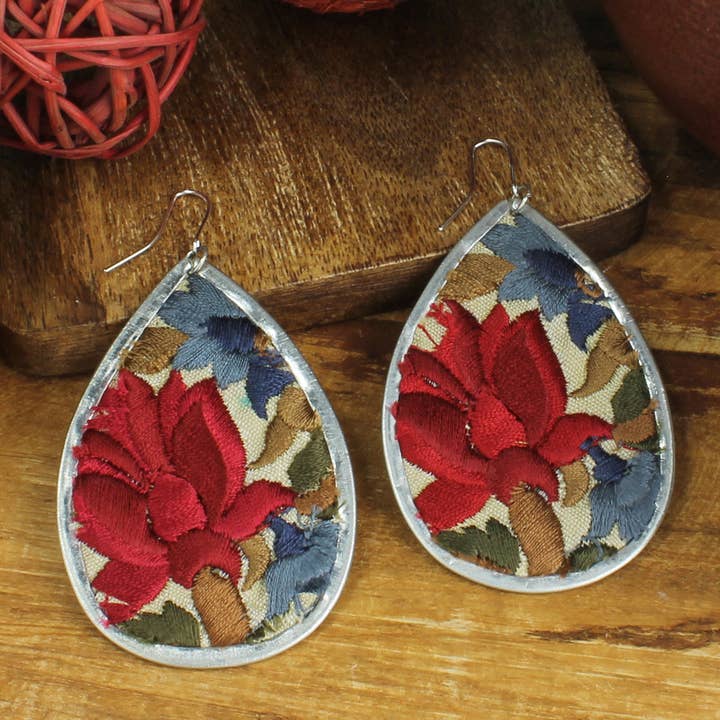 Embroidered Earrings - Red Elegance