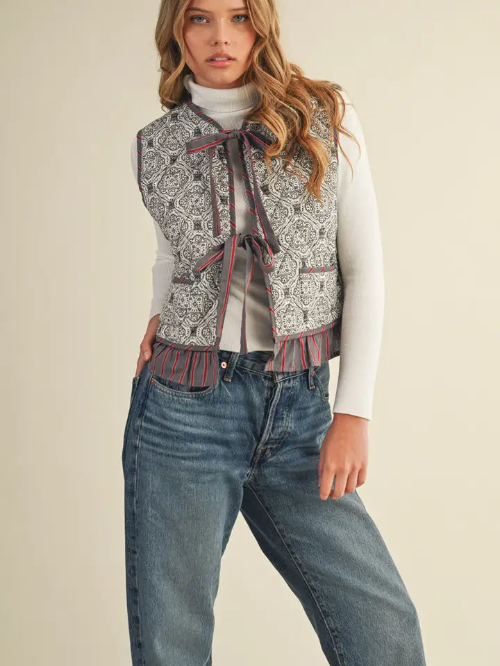 Quilted Ruffle Trim Vest - Grey Multi