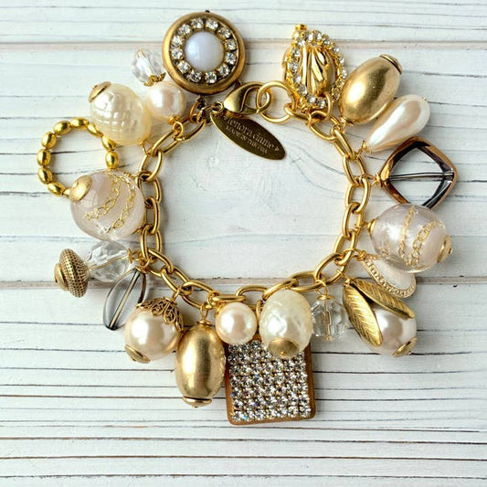 Charm Bracelet - Classic Pearl Bauble