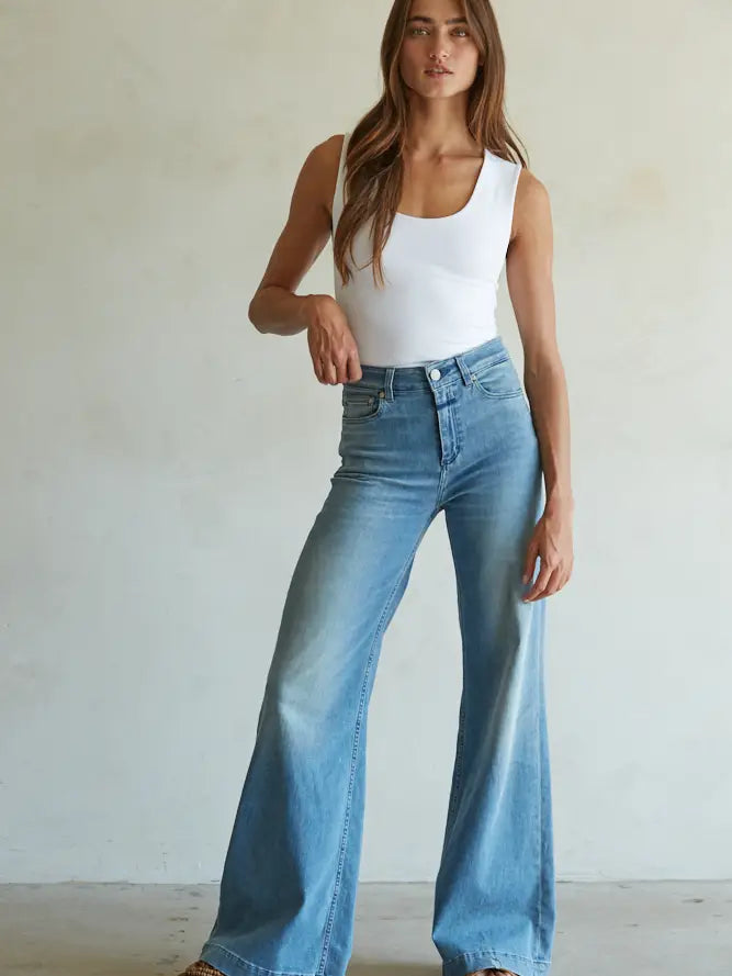 Double Layered Seamless Top - White
