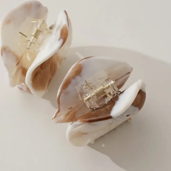 Calacatta Sand Dollar Claw Clip - Small