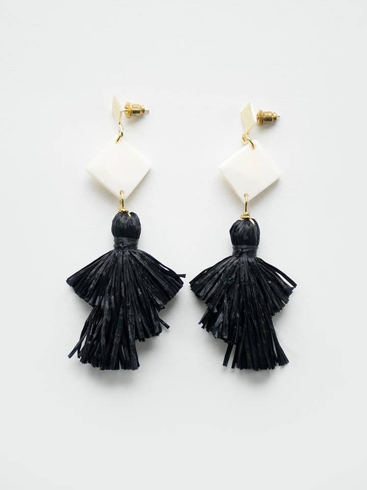 Abbey Earrings - Black