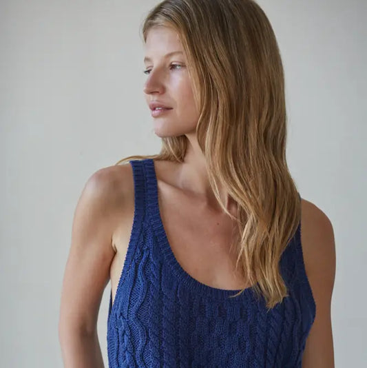 Scoop Neck Sleeveless Tank - Navy