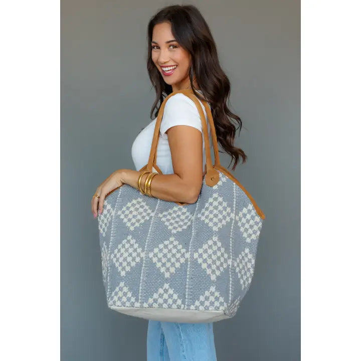 Diamond Pattern Tote - Gray & Cream