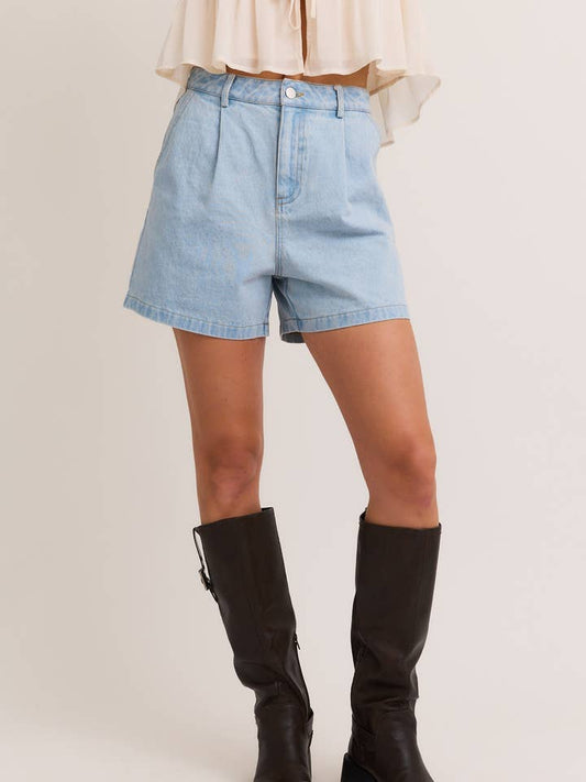 Pleated Denim Shorts - Light